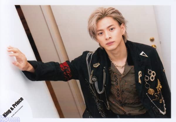 Amazon.co.jp: King & Prince 公式 生 写真 （平野紫耀）KP01680